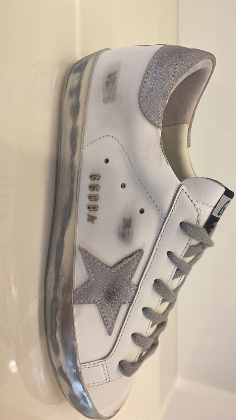 #silver #thatgirl #richgirl #goldengoose #superrichkids #silvergirl Silver Golden Goose, Golden Goose Silver, Horse Fashion, 3 Shoes, Aesthetic Shoes, Dream Shoes, Golden Goose, Dream Wardrobe, Ootd