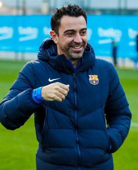 Xavi Hernandez Coach, Teen Doctor, R34 Skyline, Xavi Hernandez, Best Club, Fc Barcelona, Canada Goose Jackets, Barcelona, Winter Jackets