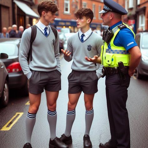 Grey School Shorts, Boys School Uniform Shorts, Maze Runner Funny, School Shorts, Iranian Beauty, Boys School Uniform, Preppy Look, Men In Uniform, School Boy