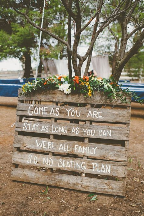 Fall Ceremony, Cozy Wedding, Backyard Reception, Wedding Color Combos, 13 November, Rustic Fall Wedding, Ceremony Signs, Fall Wedding Decorations, Outdoor Wedding Decorations