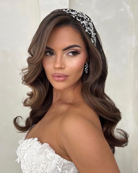 Wedding Hair Down Headpiece, Hairstyles For Big Foreheads Wedding, Wavy Hair With Headpiece, Curly Hair With Headpiece, Down Bridal Hairstyles With Headband, Wedding Hair For Long Face Shape, Braids And Hair Down, Bridal Hair Big Forehead, Bridal Hair Down Round Face