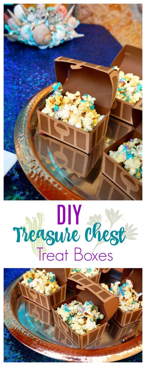 Here's an easy to follow tutorial for making these treasure chest treat boxes - they make excellent party favors for your Under the Sea, Mermaid, or Pirate party. Mermaid Treasure Chest, Mermaid Pirate Party, Pirate Party Favors, Mermaid Treasure, Sea Party Ideas, Diy Mermaid, Mermaid Party Favors, Sea Mermaid, Mermaid Diy