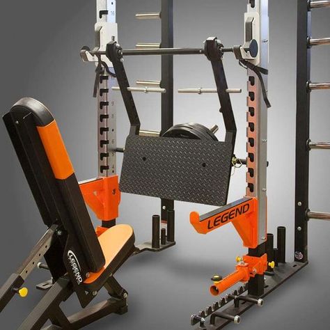 Diy Leg Press, Homemade Gym Equipment, Garage Gyms, Home Made Gym, Home Gym Basement, Diy Gym Equipment, Weight Equipment, Dream Home Gym, Gym Garage