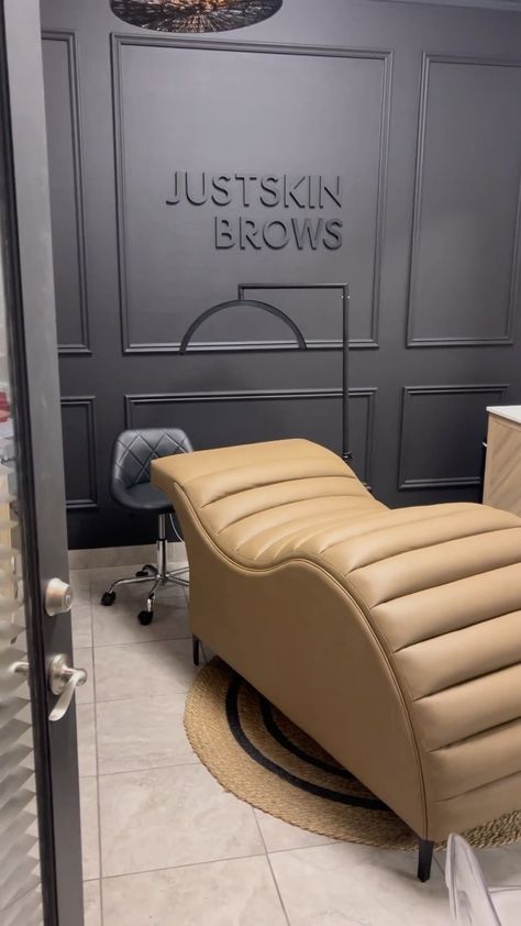 Timeless salon furniture classics. Custom lash beds designed to help cultivate a unique mood for your business. Ergonomic design with the lash artist in mind. #Salonfurniture #SalonDecor #SalonFurniture Via @_justskinandbrows on Instagram Aesthetician Room, Lash Beds, Lash Bed, Lash Studio, Lash Salon, Oak Beds, Bed Mats, Salon Furniture, Lash Artist