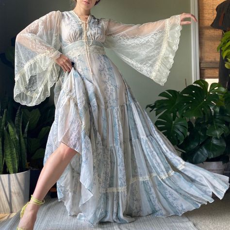 Gunne Sax Wedding Dress, Victorian Inspired Fashion, Fancy Robes, 70s Wedding Dress, Vintage Gunne Sax Dress, 70s Prairie Dress, Butterfly Sleeve Dress, Plus Wedding Dresses, Gunne Sax Dress