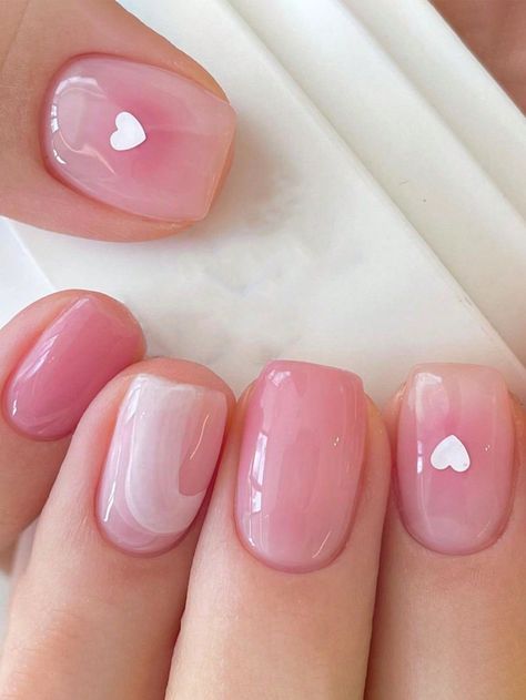 There's a new beauty trend taking over Instagram and it's absolutely stunning. Say hello to "quartz nails". Kids Nail Designs, Cute Short Nails, Short Gel Nails, Cute Simple Nails, Colorful Nails, Simple Gel Nails, Summery Nails, Cute Summer Nails, Cute Gel Nails