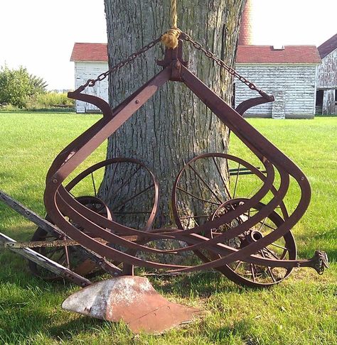 Antique Myers Hay Carrier Grappling Harpoon Fork Old Barn Trolley Farm Hay Trolley, Farm Plans, Barn Renovation, Old Farm Equipment, Farm Tools, Craft Display, Farm Buildings, Antique Tools, Metal Working Tools