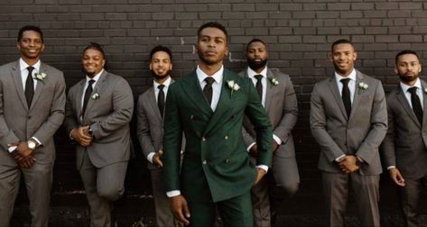 Green And Black Wedding Suit, Groom In Green, Groomsmen Colors, Viet Wedding, Groomsman Ideas, Groomsmen Colours, Green Wedding Suit, Dark Green Wedding, Groomsmen Looks