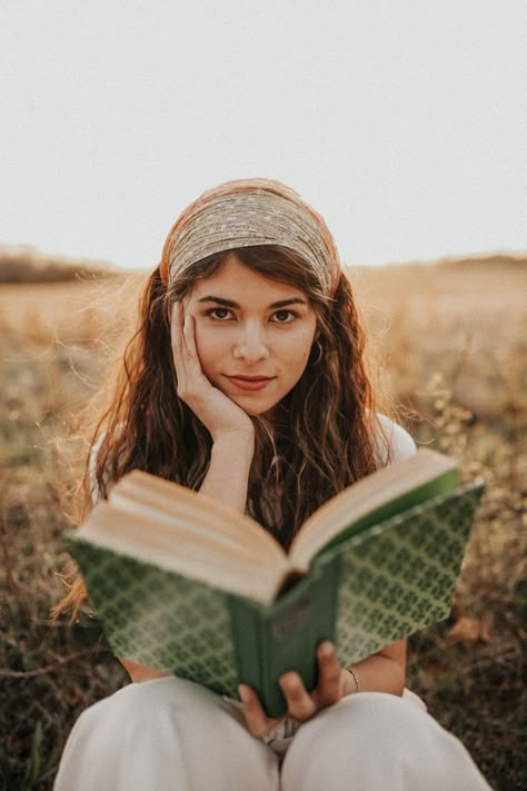 A Book, Portrait Photography, A Woman, Lifestyle, Reading, Photography