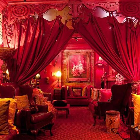 Seance Room, New Orleans Vacation, Turkish Decor, Jackson Square, Haunted Hotel, Luxury Restaurant, Red Rooms, Most Haunted, A Living Room