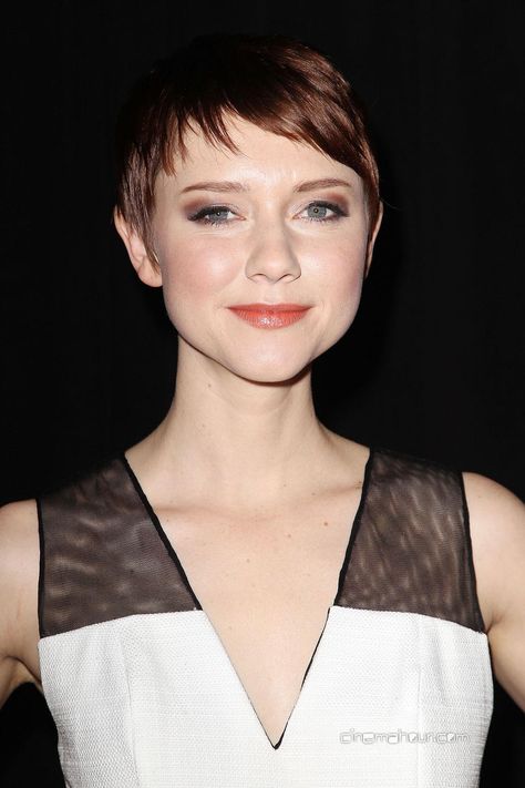 pixie Valorie Curry, Celebrity Faces, Detroit Become Human, Mens Hairstyles Short, Pixie Hairstyles, Pixie Haircut, Pixie Cut, Cute Hairstyles, Mens Hairstyles