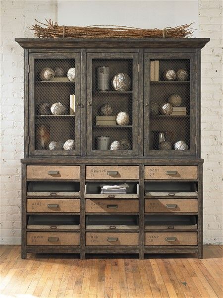 China Cabinet Ideas, Farmhouse Dining Room Buffet, Rustic China Cabinet, Aged Furniture, Rustic Hutch, Farmhouse Cupboard, Vintage Cupboard, Kitchen Hutch, China Hutch