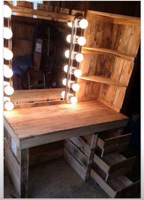 Pallet Vanity, Bathroom Vanity Organization, Organization Shelves, Zimmer Diy, Western Bedroom Decor, Western Rooms, Vanity Shelves, Diy Vanity, Diy Holz