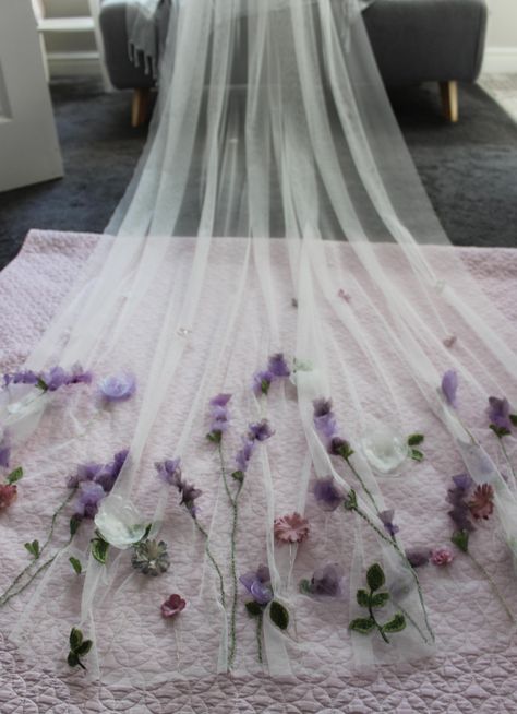 Floral Veil Wedding, Lavender Veil, Purple Veil, Floating Flower, Floral Veil, Evening Wear Dresses, 2025 Wedding, Wedding Veil Accessories, Creating Artwork