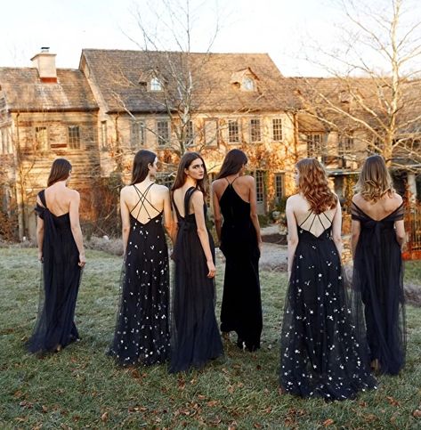 9 Times Bridesmaids Brought It Wearing Black Dresses Black Bridesmaid Dresses Long, Starry Wedding, Starry Night Wedding, Wear Black Dresses, Fall Bridesmaids, Bridal Party Attire, Fall Bridesmaid Dresses, Black Bridesmaids, Mismatched Bridesmaids