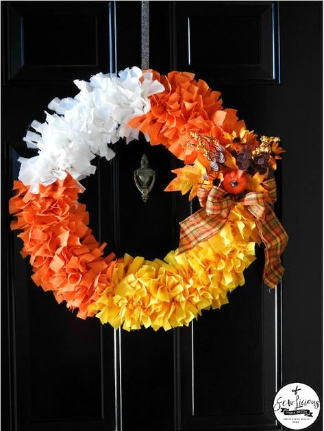 Candy Corn Crafts, Corn Wreath, Candy Corn Wreath, Candy Corn Decorations, Decoration For Halloween, Diy Halloween Wreath, Wire Wreath Frame, Halloween Candy Corn, Fabric Wreath