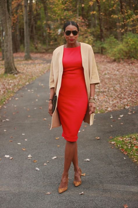 Red and Tan « Mood Designer Fabrics Sewciety Blog Elegant Work Outfits, Mood Designer Fabrics, Florida Fashion, Dresses Casual Fall, Fall Dress Outfit, Red Dress Outfit, Camel Coat, Black Women Fashion, Red Outfit