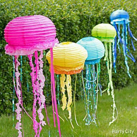 . Finding Dory Party, Jellyfish Lantern, Dory Party, Diy Jellyfish, Sea Party Ideas, Jellyfish Decorations, Paper Lanterns Diy, Sea Birthday Party, Mermaid Parties