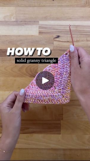 How To Crochet A Triangle Tutorials, Triangle Granny Square Pattern, Granny Triangle Pattern, Knot Magic, Granny Triangle, Beginner Crochet Tutorial, Slip Knot, Knitting Tips, Triangle Square