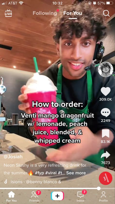 Mango Starbucks Drinks, Fruity Starbucks Drinks Orders, Starbucks Specialty Drinks, Starbucks Copycat Recipes Drinks, Starbucks Frappuccino Recipe, Starbucks Drink Menu, Starbucks Secret Menu Recipes, Starbucks Orders, Starbucks Drinks Diy