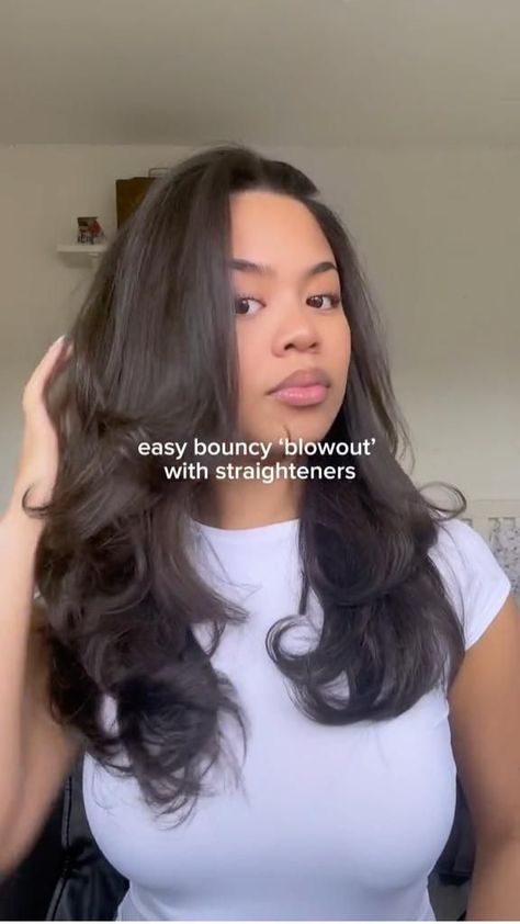 Blowout with straightener Blowout W Straightener, Hairstyle With Hair Straightener, Hair Styling Using Straightener, Hair Straightening Curls, Curled Hair Straightener, Hair Ideas With A Straightener, At Home Blowout With Straightener, How To Do Hair Blowout, How To Style Layer Hair With Straightener