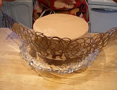 Chocolate - Lace Collar | CraftyBaking | Formerly Baking911 Cake Collar Ideas, Chocolate Cake Decoration Elegant, Chocolate Lace Cake, Chocolate Lace, Frosted Cake, Chocolate Work, Cake Wraps, White Choc, Chocolate Wrapping