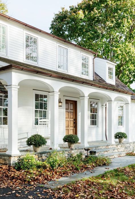 Porch Arch, Front Porch Pictures, Front Porch Design Ideas, Relaxing Room, Brick Living Room, Traditional Patio, Porch Design Ideas, Traditional Porch, Mansard Roof