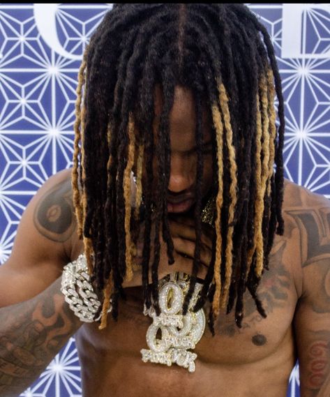 King Von Dread Style, King Von Dreadlocks, King Von Locs, King Von Dreads, Loc Hairstyles For Men, Dreadlocks Diy, Unreleased Music, Dyed Dreads, Dread Hairstyles For Men