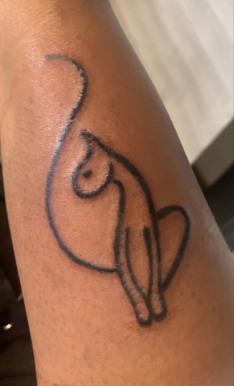 tattoo of the logo of the brand baby phat Cheetah Print Tattoos, Memorial Tattoo Ideas, Pretty Hand Tattoos, Black Girls With Tattoos, Tattoos For Black Skin, Pretty Tattoos For Women, Dope Tattoos For Women, Memorial Tattoo, Stylist Tattoos