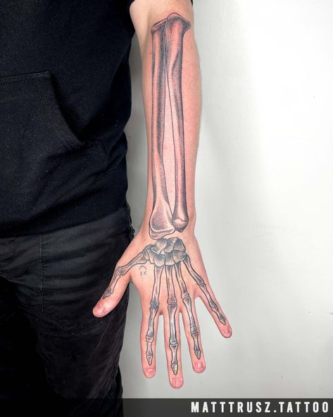 Added the forearm bone on Ollie's skeleton hand I started earlier this tear Skeletal Hand, Forearm Bone Tattoo, Forearm Bones, Bone Drawing, Arm Bones, Leg Bones, Bone Tattoos, Skeleton Hands, Arm Tattoo