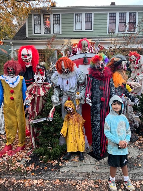 Its spooky season and the clowns are out! Clowns Halloween, Clowns Halloween Decorations, Its Spooky Season, Halloween Circus, Secret Identity, Halloween Clown, 2024 Halloween, Cheap Halloween, Halloween 2022