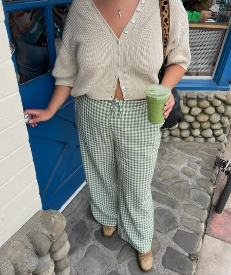 Sønderhaus (@sonderhaus.studios) • Instagram photos and videos Gingham Pants, Future Outfit, Perfect Pant, Closet Goals, Comfy Pants, Casual Fits, Summer Wardrobe, Spring Summer Fashion, New Outfits