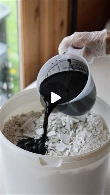 Jackie Wright Ceramics on Instagram: "How I make black porcelain. A regular question that I get.

Key things to note:

- I use bone dry clay trimmings/reject pots 
- I weigh the dry clay and add 5% black stain 
- I eyeball it with the water (sorry!)
- I leave to slake for a few days before mixing.

I fire lower than I would with white porcelain as some of the oxides in the stain act as a flux to reduce the temperature at which the clay matures. For white I fire cone 9-10 and cone 7 for the black.

Hope it’s useful x

#blackporcelain #claymaking #pottery #ceramics #colouredclay #coloredclay #coloredporcelain #craft" Black Clay Pottery Ideas, Oxides On Ceramics, Ceramic Stains, Black Clay Pottery, Black Porcelain, How To Make Clay, Black Clay, Pottery Ceramics, Red Clay