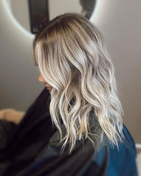 I LOVE WHAT I DO! This babe was so worried about adding dark back into her blonde (we’ve done full foils on her for the last year) but to… | Instagram Blonde Foils, She Mask, Dark Hair, Hair Inspo, No Worries, Foil, Blonde, Mask, I Love