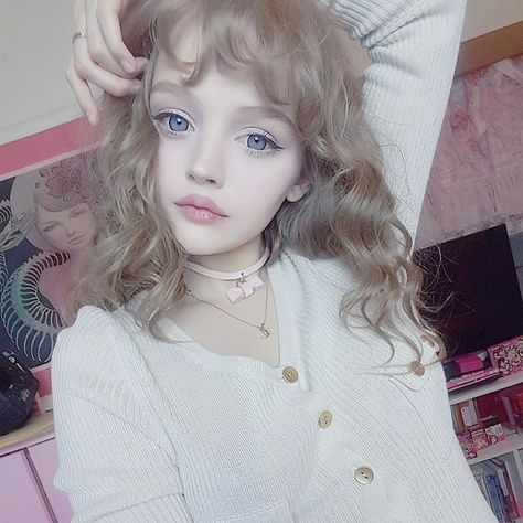 makeup Dakota Rose, Human Doll, Rose Makeup, Makeup Is Life, Doll Aesthetic, Doll Makeup, Living Dolls, Kawaii Girl, Look At You