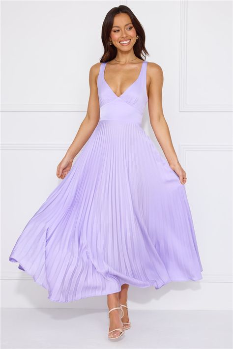 Fashion For Women | Official Online Store Lilac Satin Dress, Light Purple Bridesmaid Dresses, Lilac Maxi Dress, Lilac Bridesmaid Dresses, First Day Outfit, Dress Lilac, Bridal Shower Dress, Skirt Pleated, Maxi Dress Prom