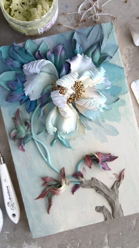 Sculpture painting on Reels | Eva Chatelain · Escapade Sculpture Painting Ideas, Painting Sculpture, Textured Flower Painting, Sculpture Art Projects, Paper Clay Art, Plaster Sculpture, Contemporary Art Canvas, Plaster Wall Art, Sculpture Art Clay