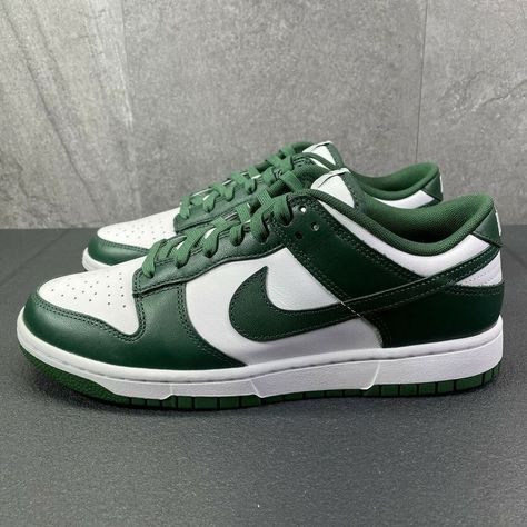 Bape Shoes, Trendy Boy Outfits, All Nike Shoes, Shoes Outfit Fashion, Nike Shoes Jordans, Green Sneakers, Fresh Shoes, Shoe Inspo, Sneaker Games