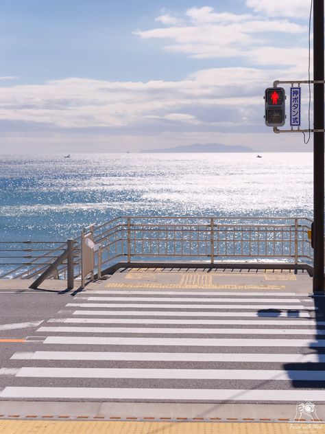 Beautiful Enoshima Coast – Travel with Minh Ine Japan, Enoshima Island, Enoshima Japan, Japan Coast, Sea Candles, Kafka On The Shore, Road Markings, Couple Beach, Mount Fuji