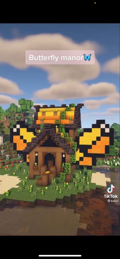 Butterfly Minecraft Build, Minecraft Butterfly House, Minecraft Butterfly, Minecraft Aesthetic, Minecraft House Designs, Butterfly House, Minecraft House, Minecraft Builds, Minecraft Building