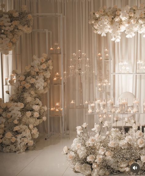 Luxury Wedding Decor Backdrops, Wedding Decor Business, Civil Wedding Ideas, Wedding Bridal Table, Bridal Table Flowers, Proposal Decor, Whistler Wedding, Wedding Photo Walls, Nikah Decor