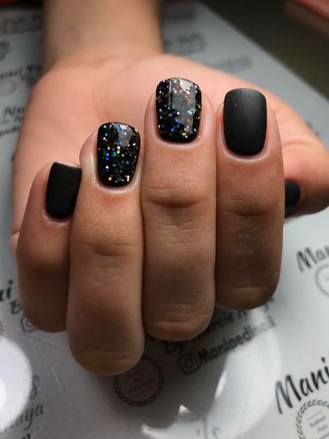 January Nail Designs Black, Black January Nails, Black Nail Polish Designs, Black Nails Matte, Nail Designs Black, January Nail, January Nail Designs, January Nails, Nails Matte