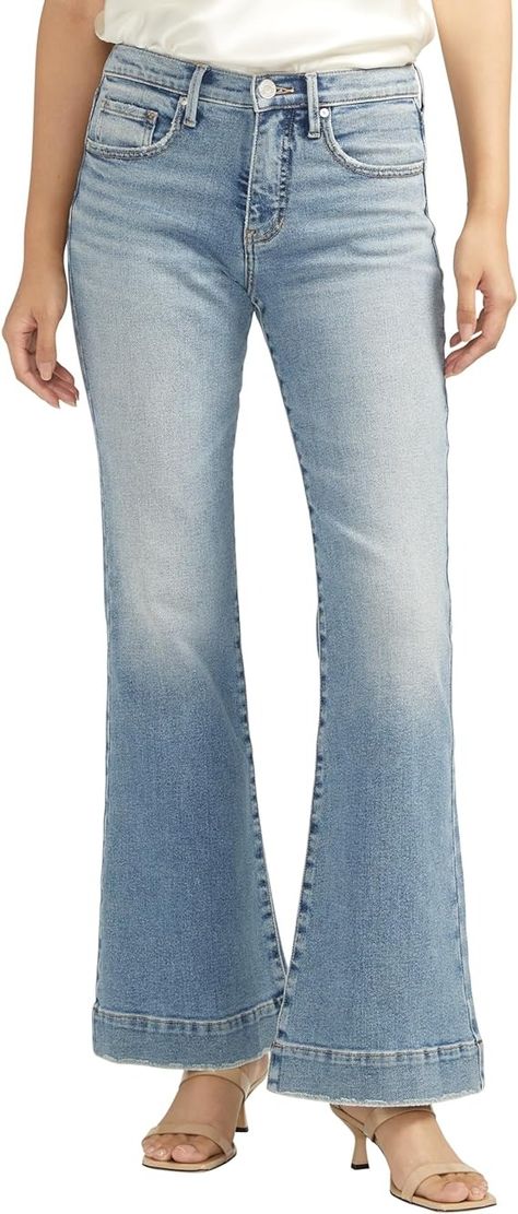 JAG Jeans Women's Kait Mid Rise Flare Leg Jeans, Garden Blue at Amazon Women's Jeans store Jag Jeans Woman, Womens Flare Jeans, Jeans Store, Jag Jeans, Flare Leg Jeans, Amazon Women, Flare Jeans, Leg Jeans, Women's Jeans