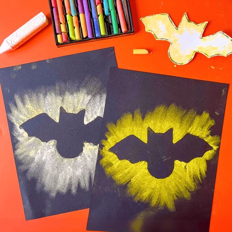 Chalk Bat Halloween Art: Spooky Preschool Craft Bat Art Projects For Kids Preschool, Bat Process Art Preschool, Halloween Art Kids Easy, Bat Footprint Craft, Toddler Halloween Art Projects, Easy Bat Crafts For Preschool, Chalk Art Kindergarten, Bat Craft For Preschoolers, Bat Art For Toddlers