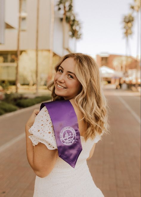 Gcu Senior Pictures, Gcu Graduation Pictures, Arizona Graduation Pictures, Desert Graduation Pictures, Grand Canyon University Graduation, Gcu Graduation, Arizona Senior Pictures, Graduation Pictures College, Masters Graduation Pictures