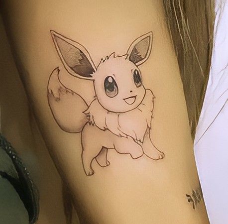 Ariana Grande Eevee Tattoo, Eve Pokemon Tattoo, Evee Tattoos, Eevee Tattoo Design, Eevee Pokemon Tattoo, Ariana Tattoos, Liam Tattoo, Eevee Tattoo, Tattoed Heart