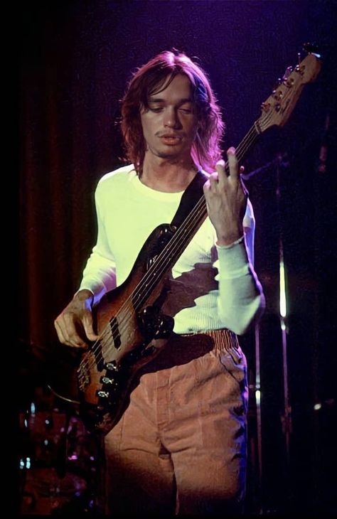 Jaco Pastorius, Fender Jazz Bass, My Love Song, Jazz Musicians, Fender Bass, Bass Player, Music Photo, Jaco, Cultura Pop