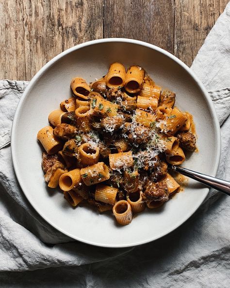 pasta alla boscaiola (mushrooms, sausage, & tomato cream) — italian enough Pasta With Mushrooms, Sausage Sauce, Delicious Pasta Recipes, Tomato Cream Sauce, Mushroom Pizza, Kitchen Confidential, Pasta Gnocchi, Yummy Pasta Recipes, Mushroom Pasta