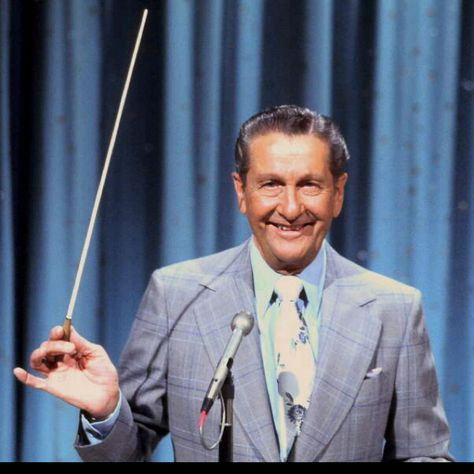 I wanted to watch Wonder Woman, Grandpa wanted Lawrence Welk... I sat with him, silent, watching Mr. Welk conducting his show... I now cherish that time I had with my Grandpa. The Lawrence Welk Show, The Lennon Sisters, Lawrence Welk, Classic Television, Old Shows, Old Tv Shows, Vintage Tv, Old Tv, Classic Tv