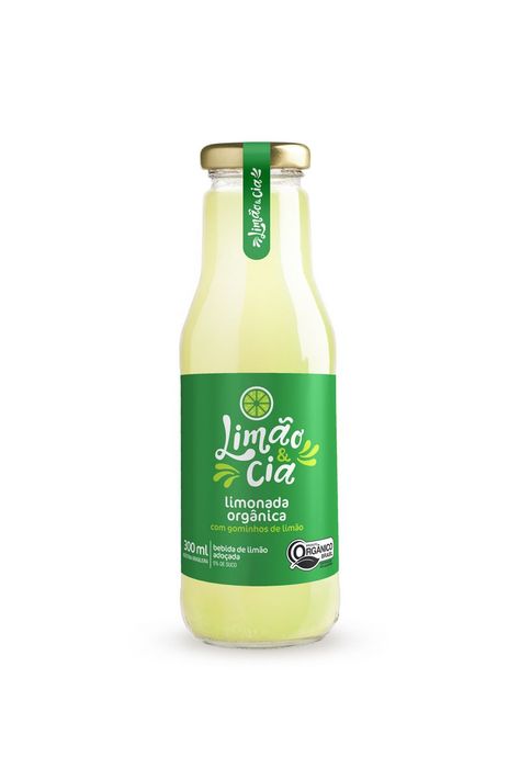 brazilian lemonade juice packaging design Lemonade Bottle Design, Lemonade Label Design, Lemonade Packaging Design, Smoothie Packaging Design, Juice Packaging Design Bottle, Juice Design Packaging, Lime Packaging, Juice Label Design Ideas, Lemonade Stall